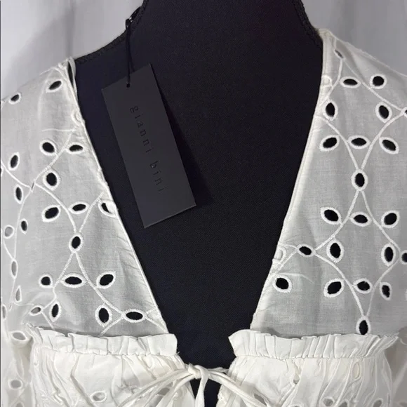 Gianni Bini Katrina White Eyelet Dress Size M NWT - Picture 4 of 14
